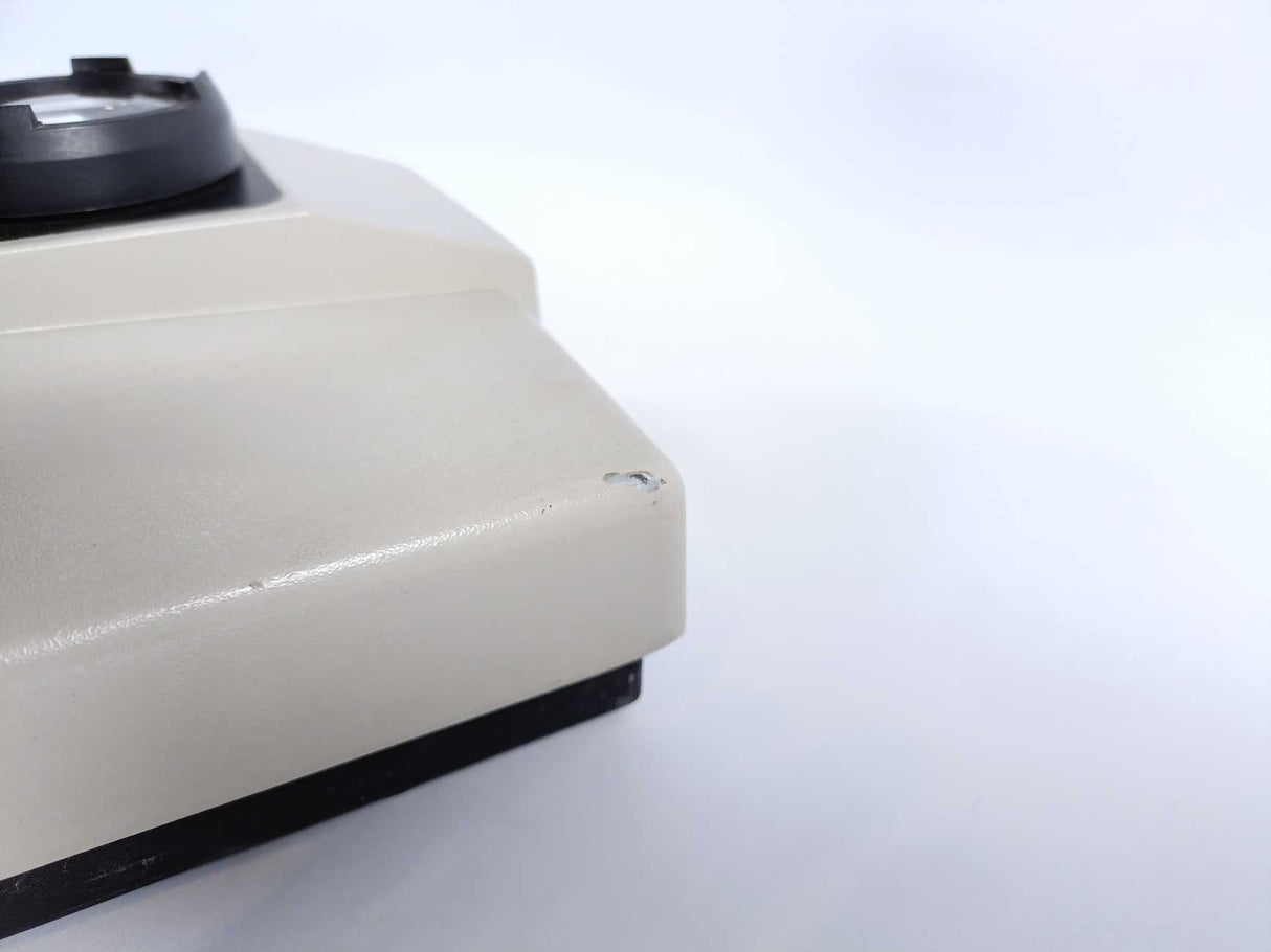 Nikon Labophot Research Microscope w/ 2pcs CFW10x Ocular