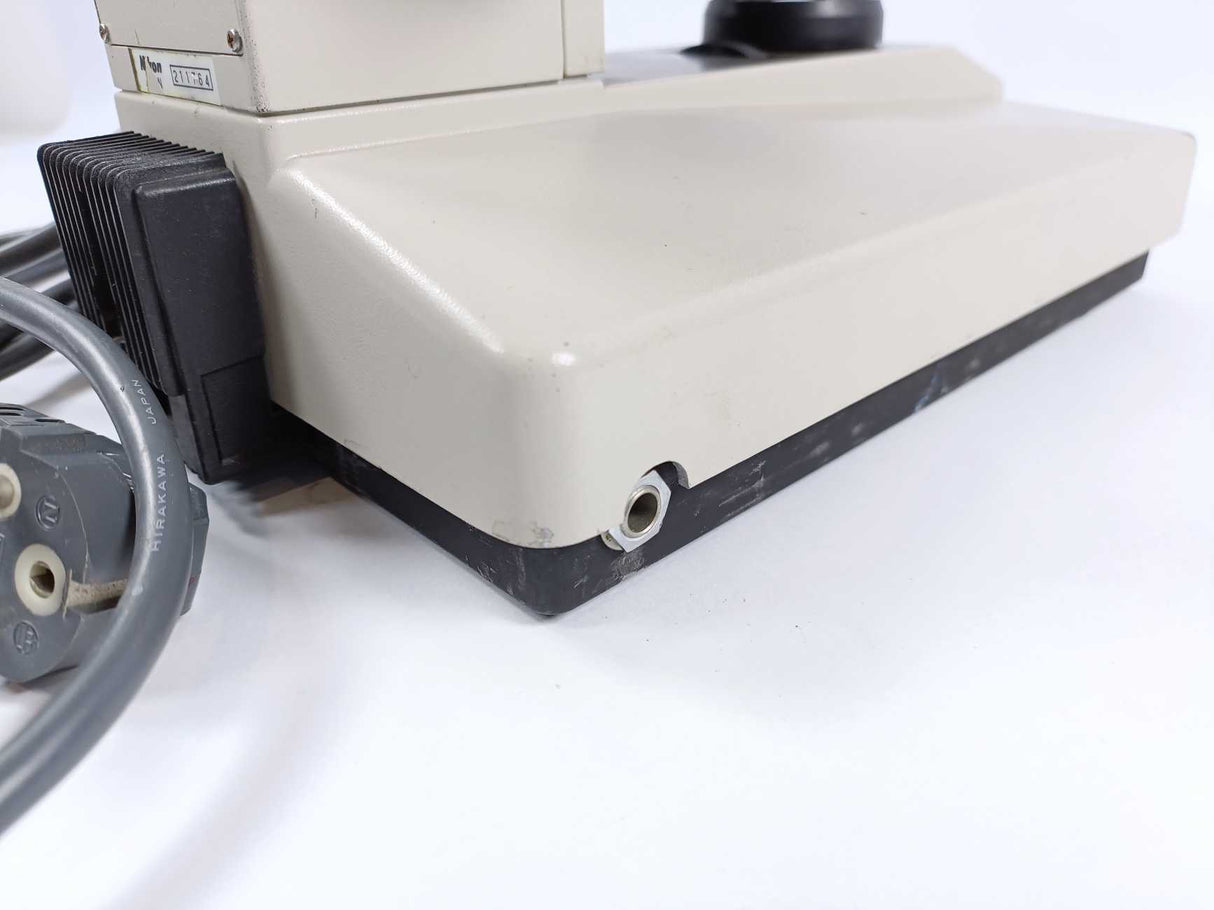 Nikon Labophot Research Microscope w/ 2pcs CFW10x Ocular