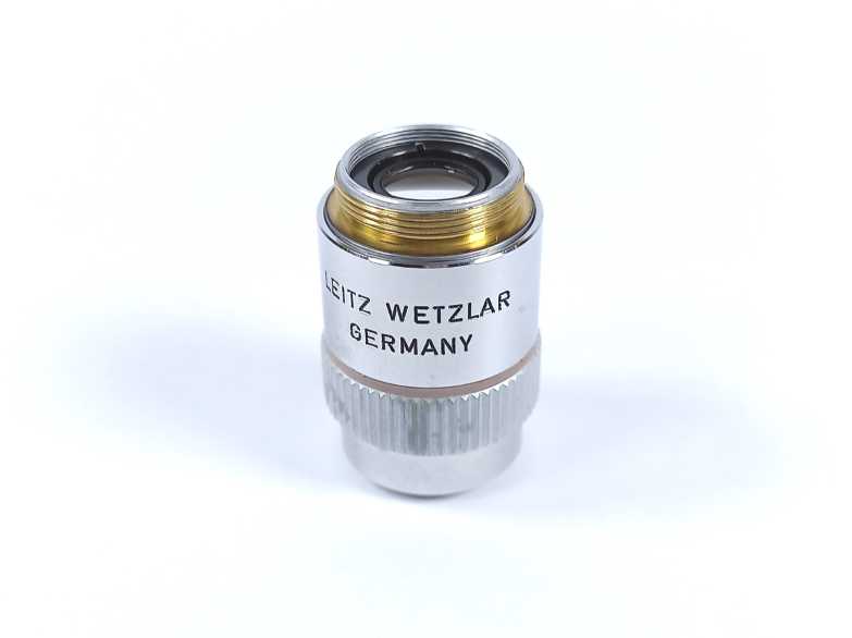 Leitz Wetzlar 160/- PL 2.5/0.08 Microscope Lens Objective