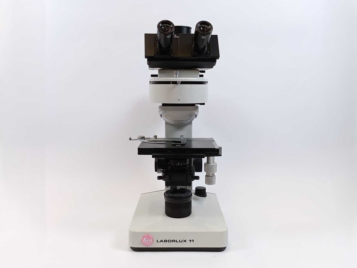 Leitz 020-435.026 Laborlux 11 Microscope, No optics w/ 10x W.F. oculars