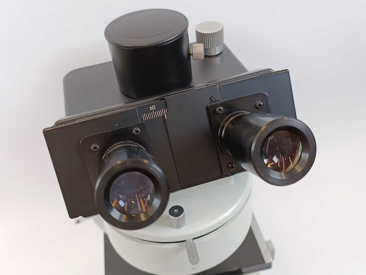 Leitz 020-435.026 Laborlux 11 Microscope, No optics w/ 10x W.F. oculars
