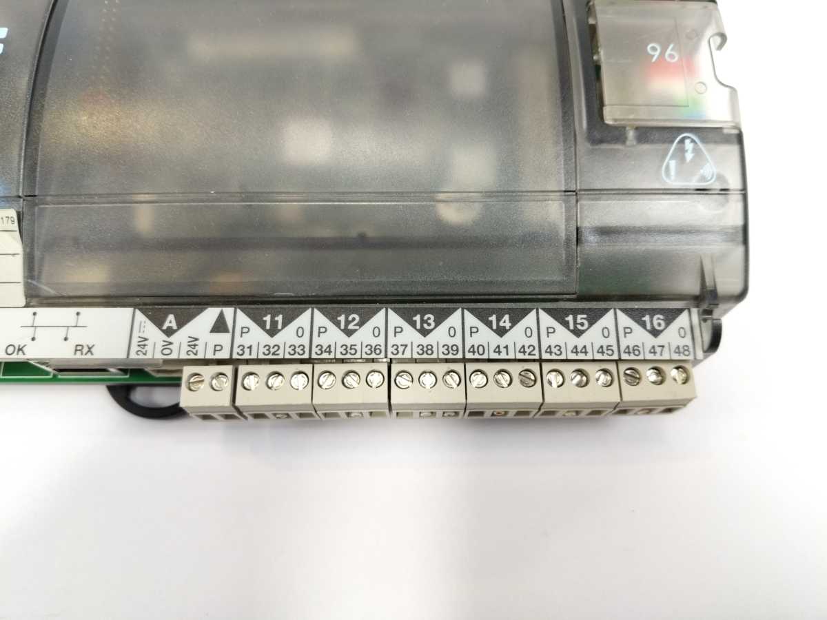 TREND IQ3-4000U7096 IQ3XCITE/96/100-240, Control