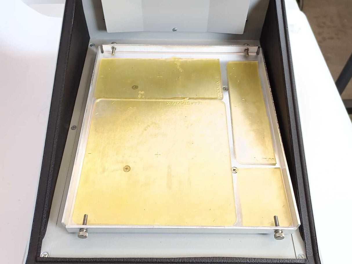 VWR 444-7084 Incubator Heater Shaker