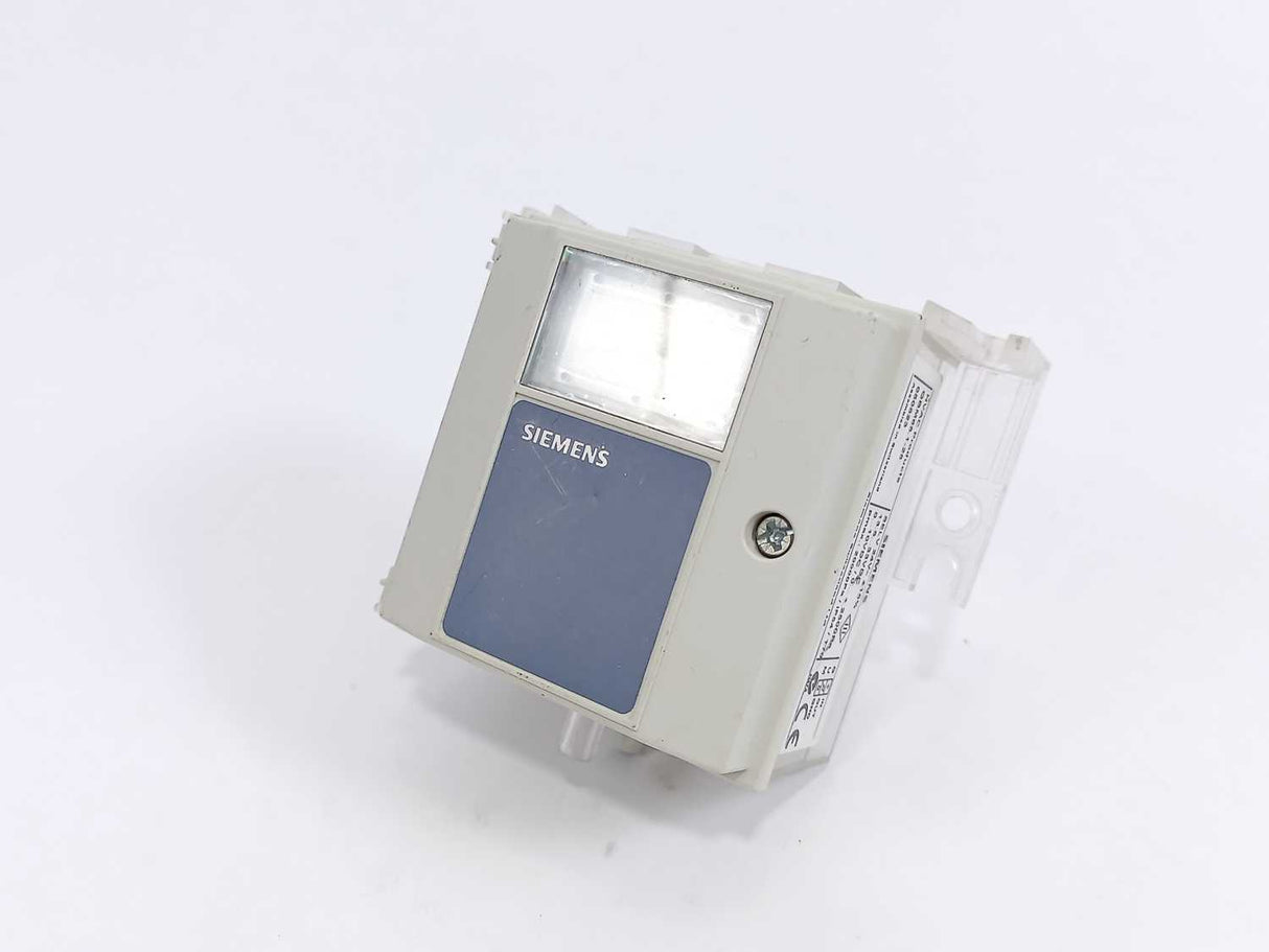 Siemens QBM65.1-25 Air Duct Differential Pressure Sensor with Display