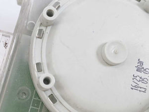 Siemens QBM65.1-25 Air Duct Differential Pressure Sensor with Display