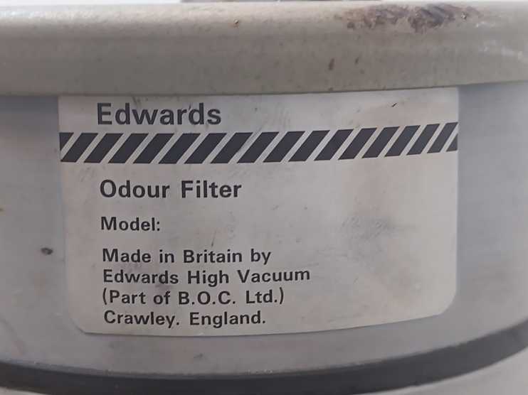 Edwards E2M8  Two-stage Rotary Vane Vacuum Pump