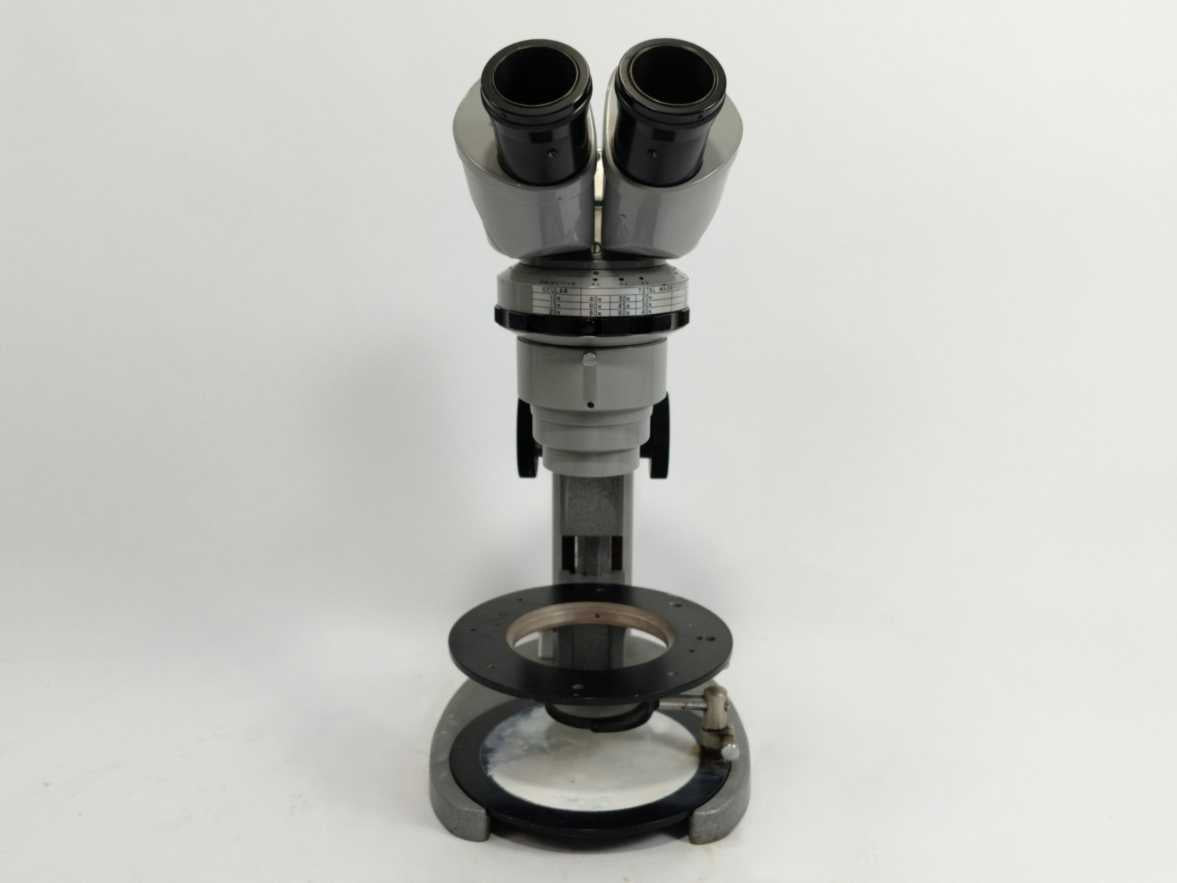 Nikon 82851 Microscope **FOR SPARE PARTS**