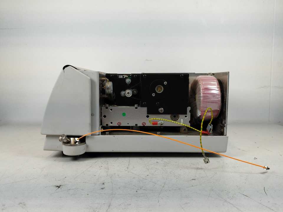 Dionex 5030.0016 P 680A HPG-2 HPLC Pump