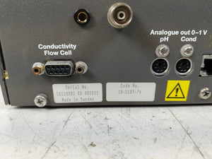 Amersham Pharmacia Biotech pH/C-900 pH/C-900 pH/Conductivity Monitor