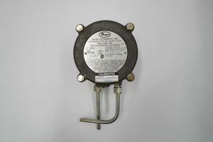 Dwyer 1950-1-6F Series 1950 Differential Pressure Switch 1950-1-6F