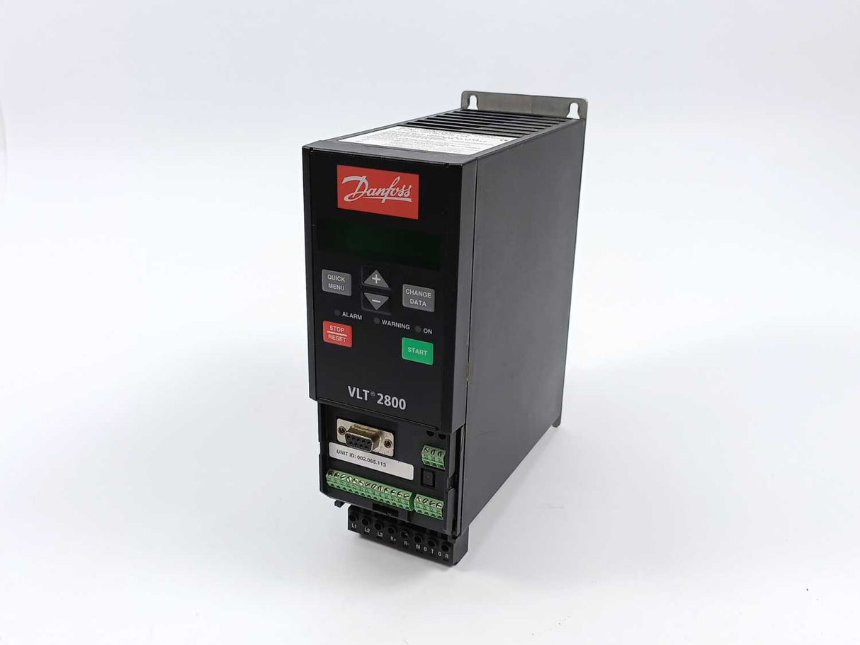Danfoss VLT2805PT4B20SBR0DBF00A00 VLT 2800, 195N1002, 1.1kVA