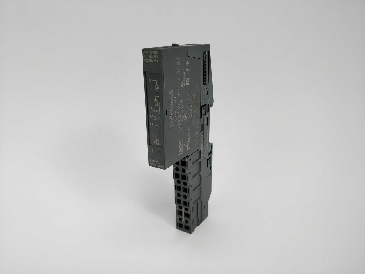 Siemens 6ES7132-4HB12-0AB0 With Output module 6ES7193-4CA50-0AA0