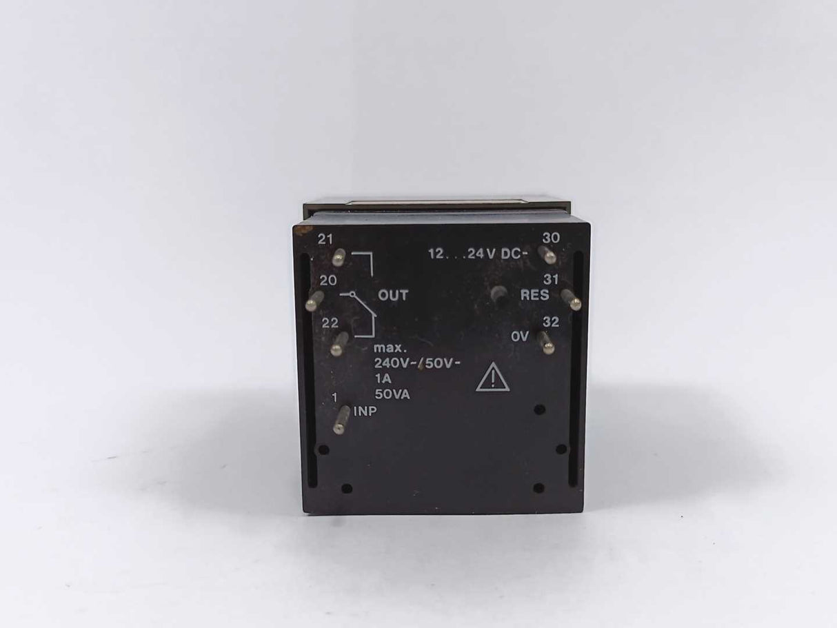 HENGSTLER 0 711 410 Plug-in 1 Channel Preset Counter