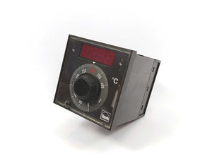 Jumo TROw-96/di Temperature Controller
