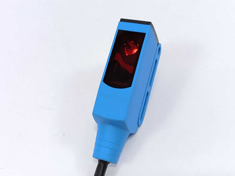 SICK 1049055 WL9-3P1130 Photoelectric retro-reflective sensor