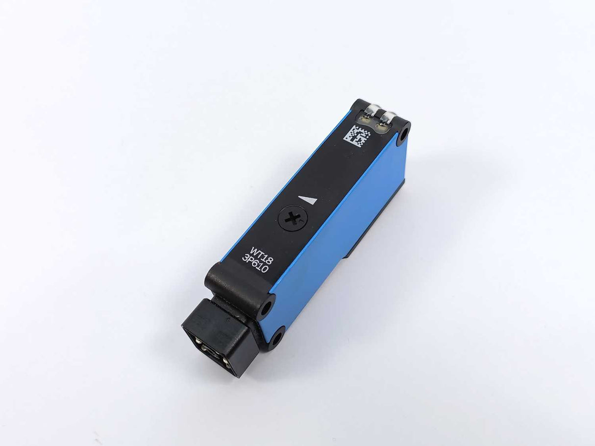 SICK 1025890 WT18-3P610 Small Photoelectric Sensor