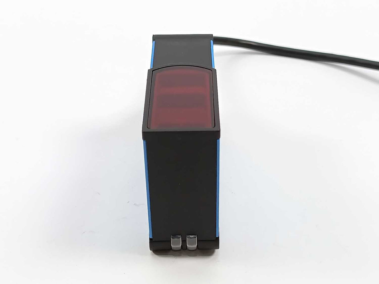 SICK 1027777 WL27-3S3731 Compact Photoelectric Sensor