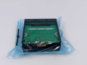 Idec PFJ-T081U FA-1J 8-Relay OUTPUT UNIT