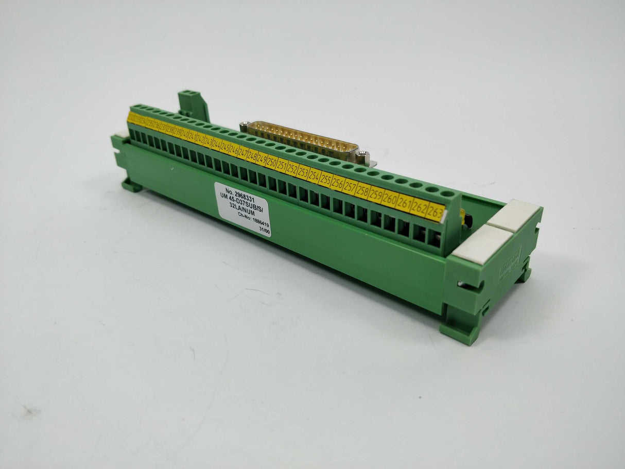Phoenix Contact UM 45-D37SUB/S/32LA/NUM UM 45-D37SUB/S/32LA/NUM Interface module. 2968331