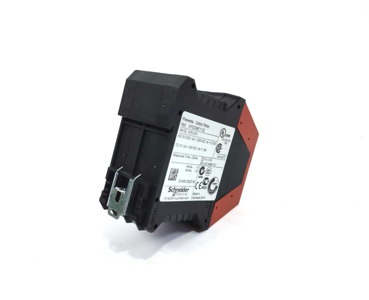 Schneider Electric XPSDME1132 Preventa Safety Relay