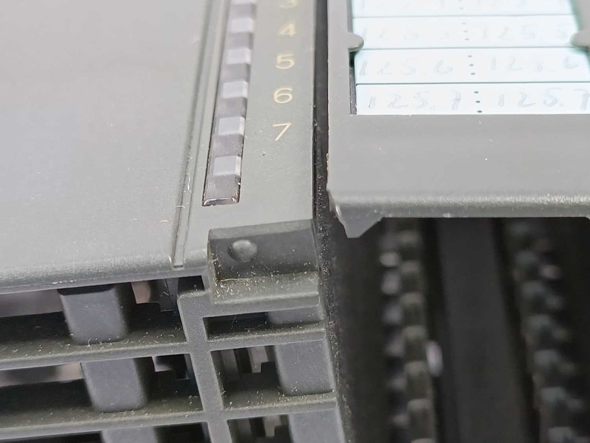 Siemens 6ES7313-6CE01-0AB0 SIMATIC S7-300 Compact CPU 313C-2 DP