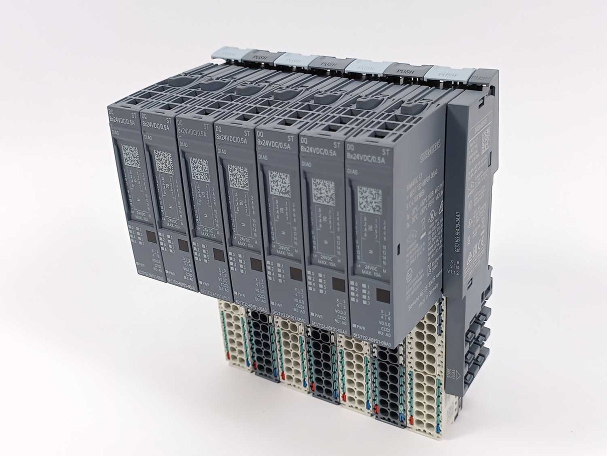 Siemens 6ES7 132-6BF01-0BA0 Simatic S7 Digital Output Module, Batch: 7pcs