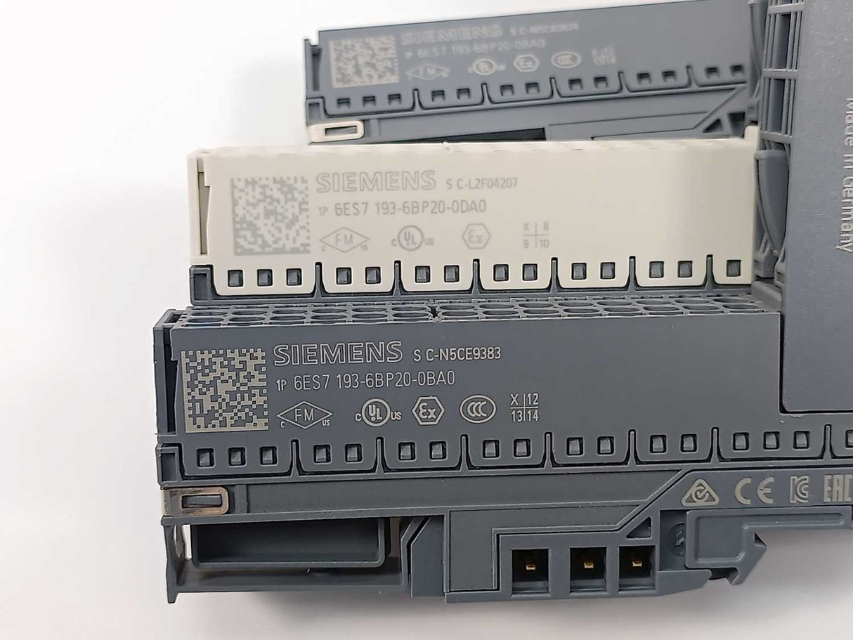 Siemens 6ES7 132-6BF00-0BA0 SIMATIC ET 200SP Digital Output Module, Batch: 3pcs