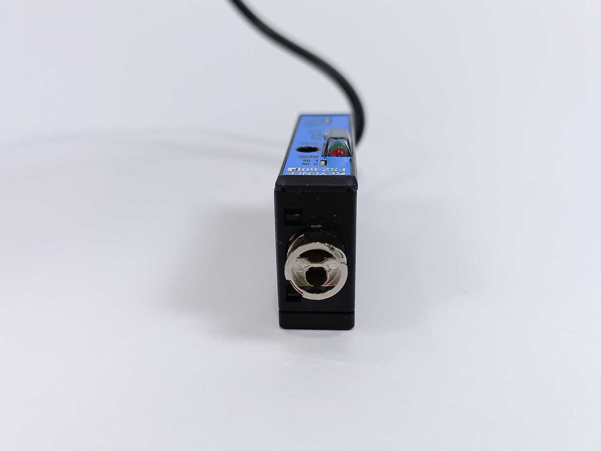 KEYENCE  FS2-60P Trimmer: Long detecting distance