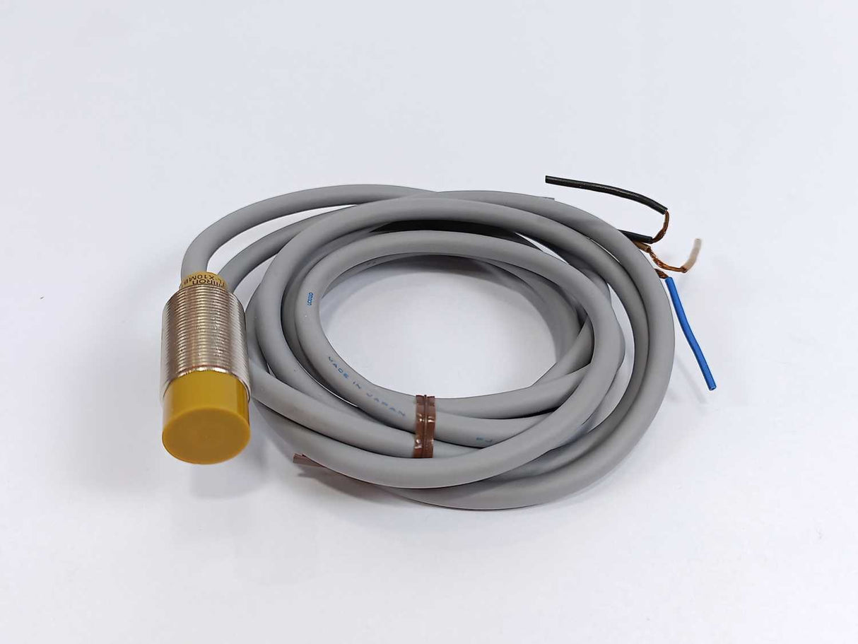 OMRON TL-X10MB1-GE Proximity Switch 12-24VDC 2M