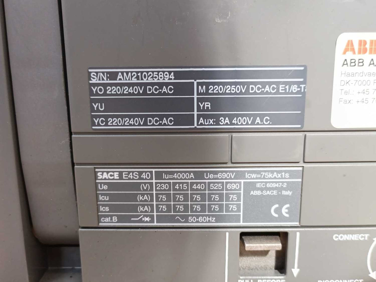 ABB 1SDA056805R1 Sace E4S 4000 PR122/P-LSIG In=4000A 3p W MP Circuit Breaker