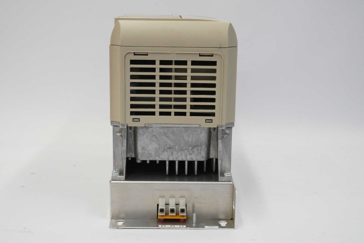 Omron Yaskawa CIMR-F7Z44P0 Varispeed F7 Frequency Inverter (VFD)