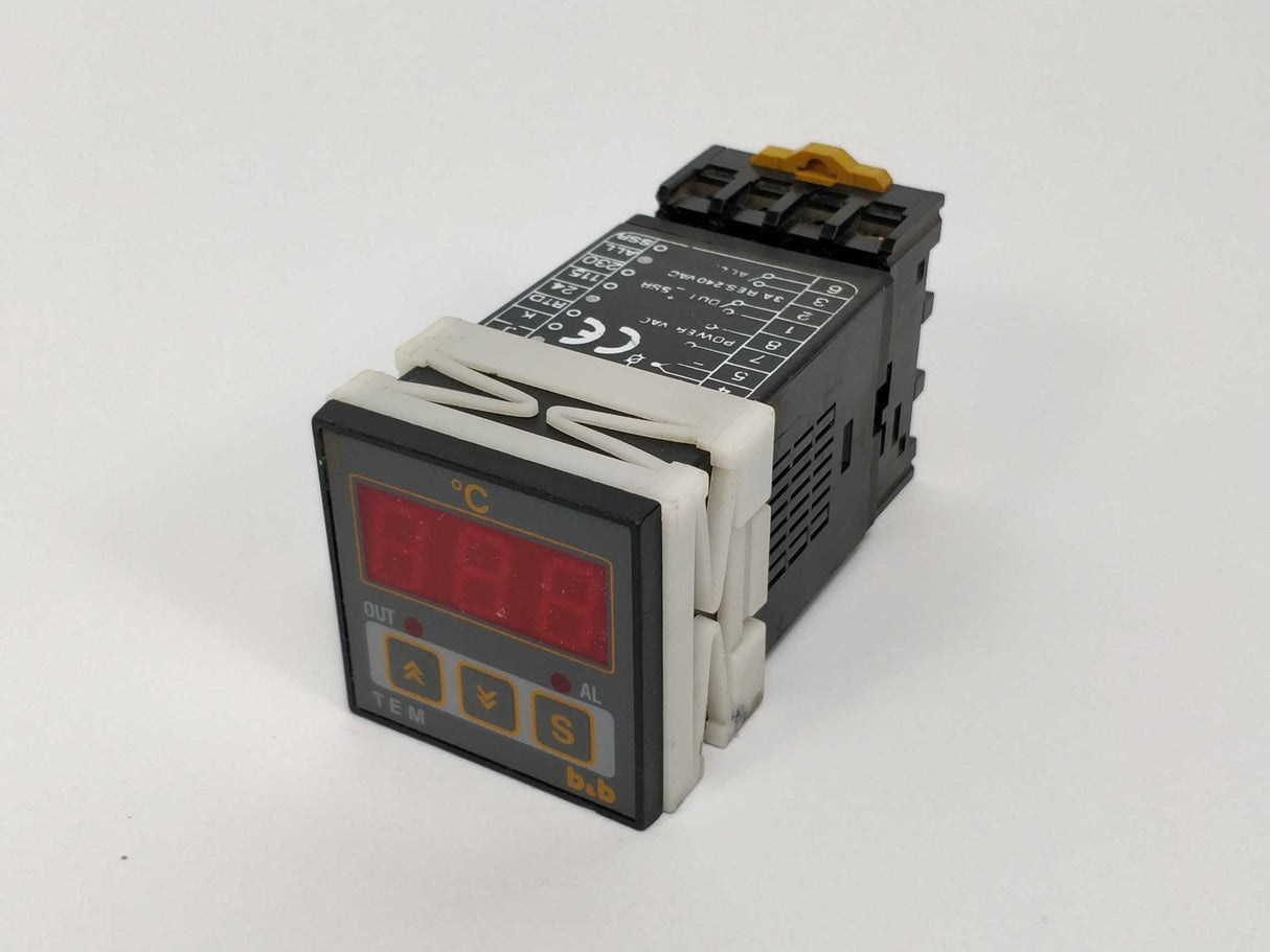 B&B TEM 8 Temperature controller Omron PF083A-E