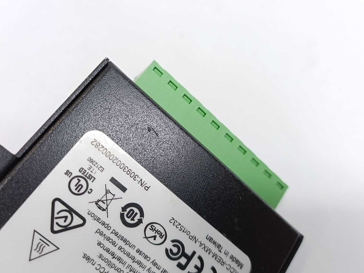 Moxa NPort 5232 Universal Communicator RS-232/422/485