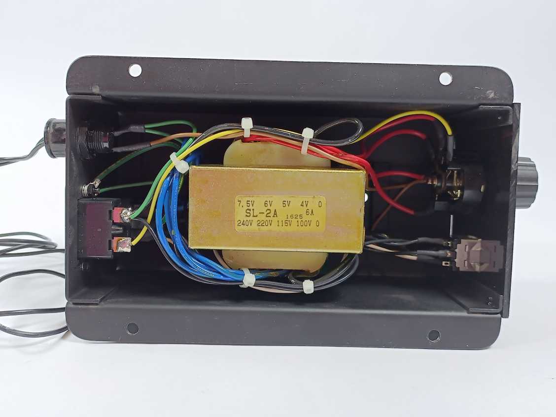 Magnon SL-250 Slit Lamp w/ Power Supply 220V