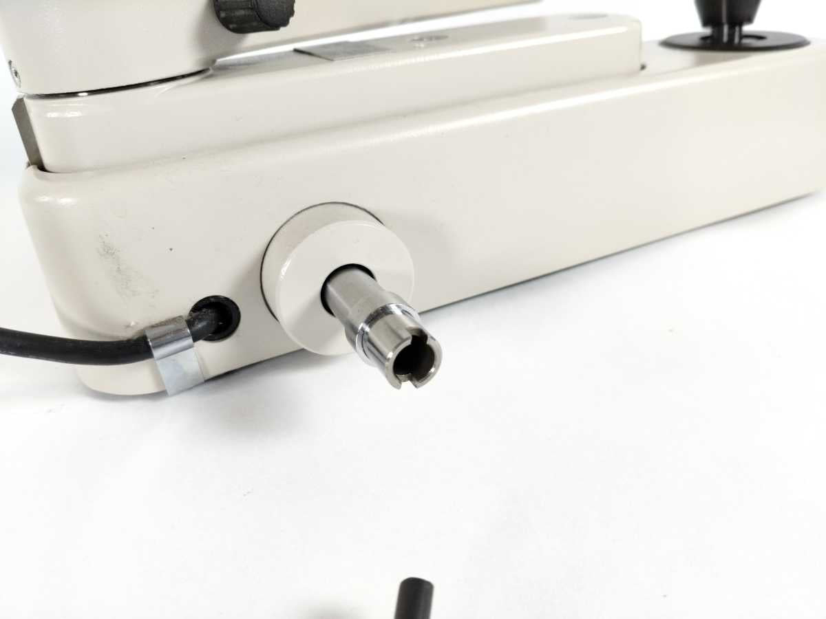 Magnon SL-1600 Slit Lamp with head rest