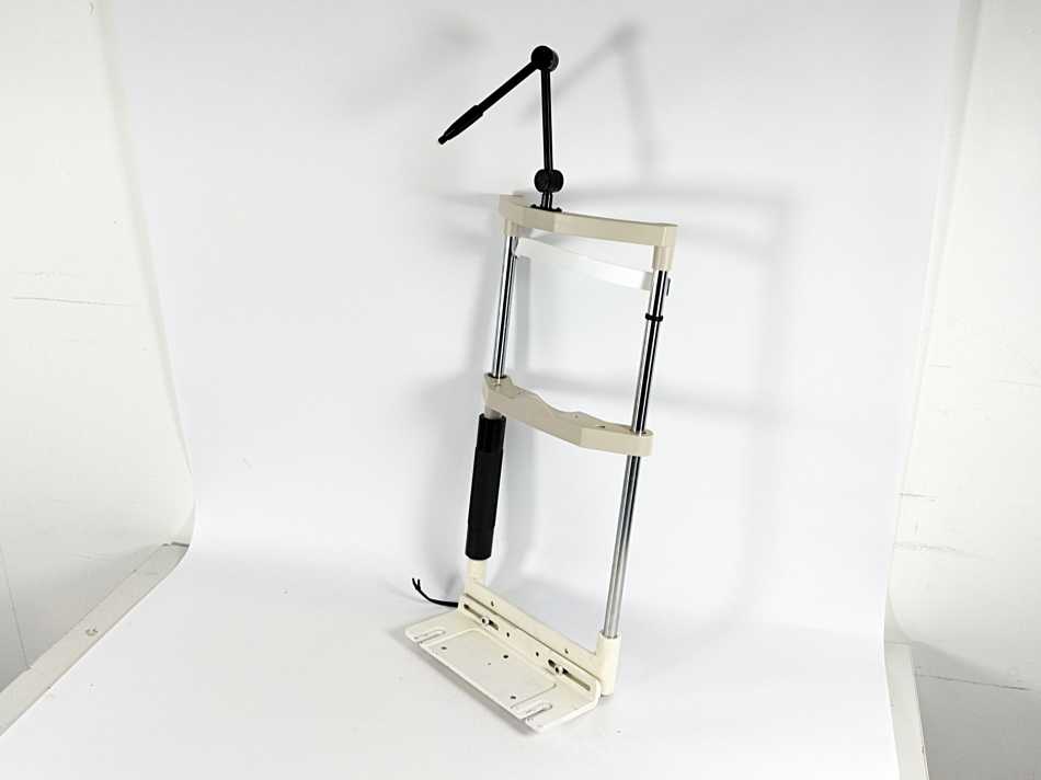 Magnon SL-1600 Slit Lamp with head rest