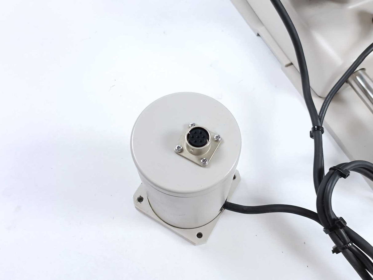 TOPCON SL-D4 Slit Lamp with DC-3 Digital Camera Unit & Headrest