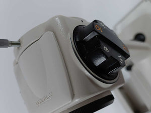 TOPCON SL-D4 Slit Lamp with DC-3 Digital Camera Unit & Headrest