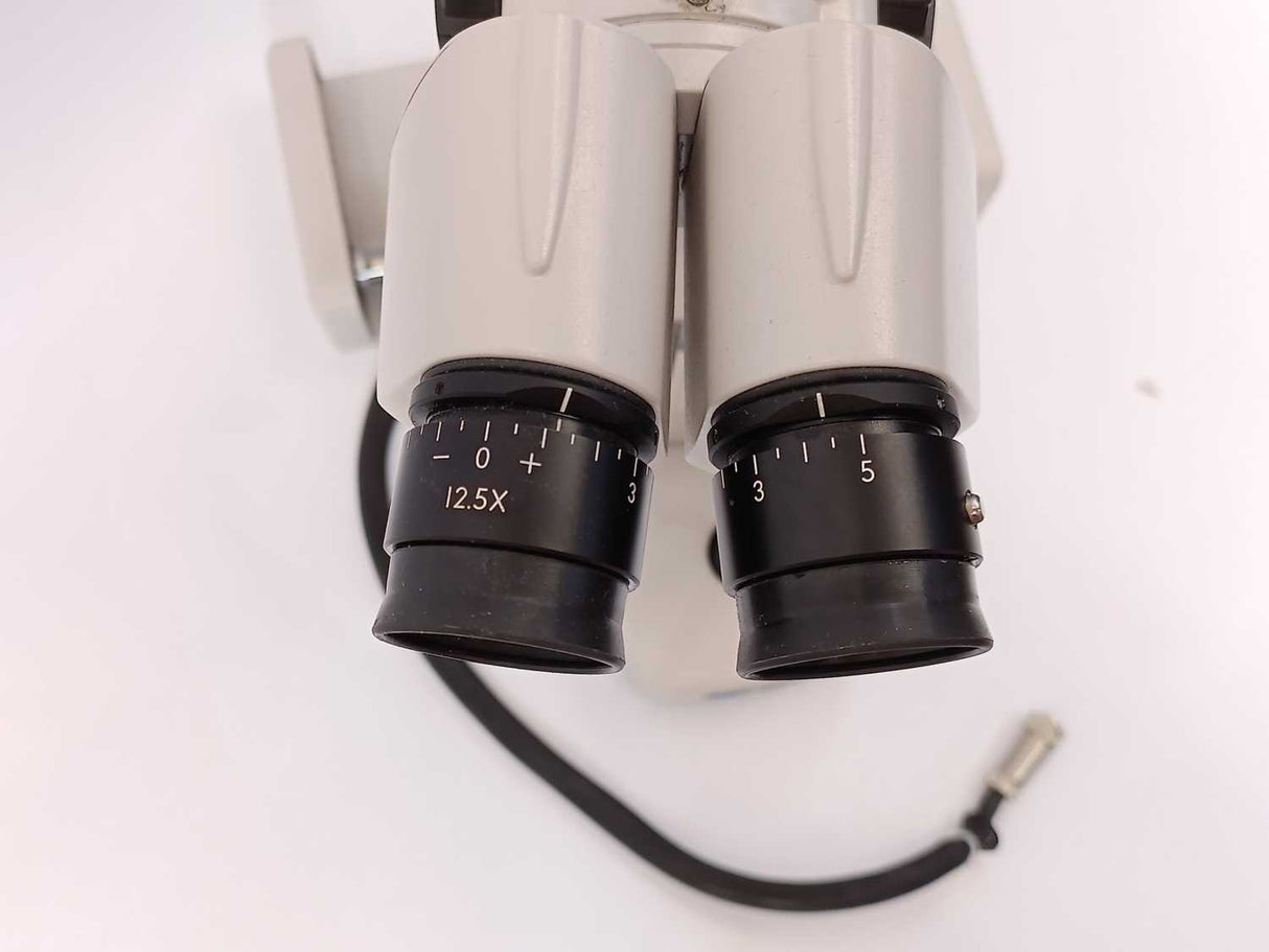 TOPCON SL-D4 Slit Lamp 100-240V w/ CHR-4 Chin Rest