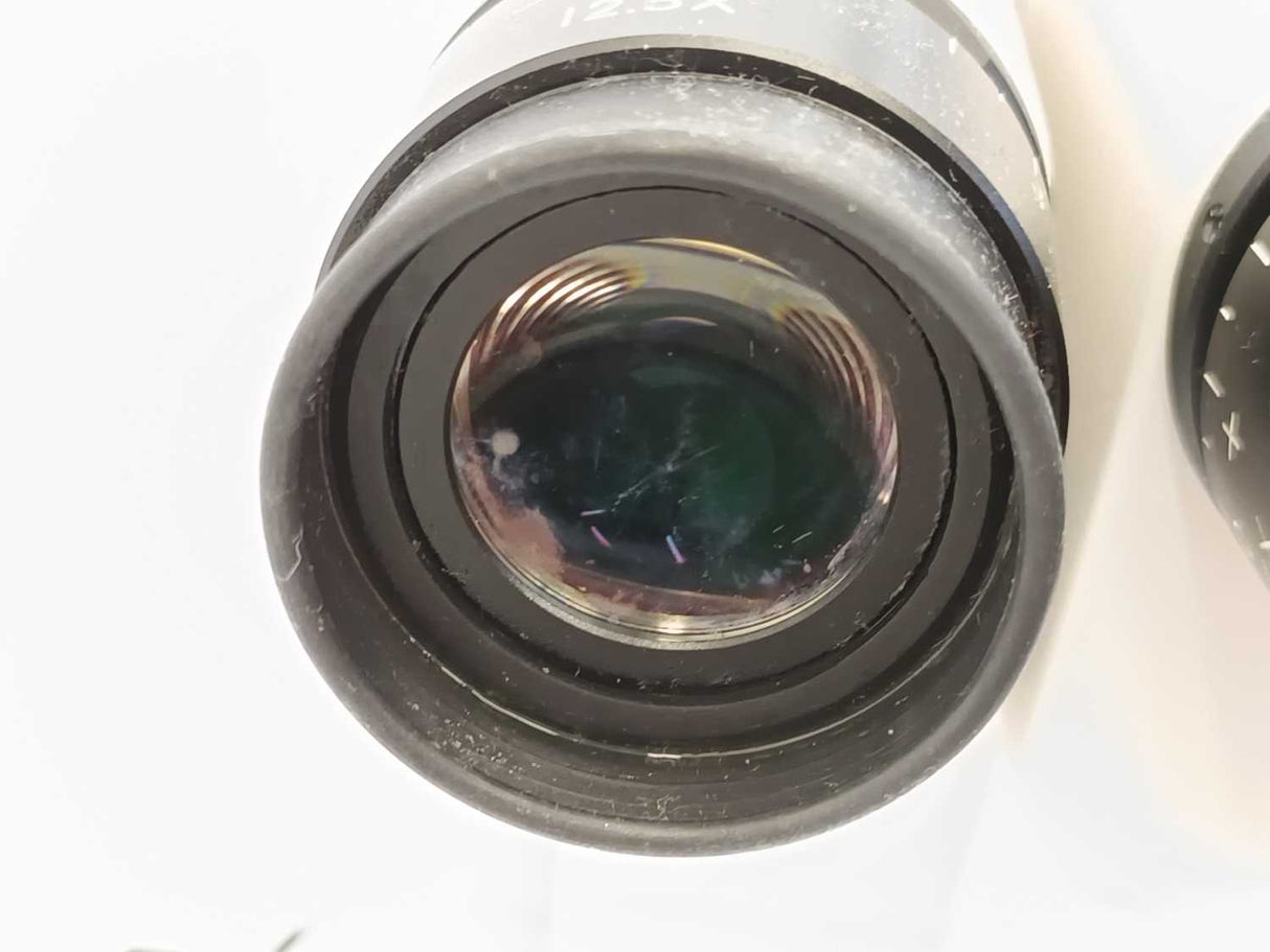 TOPCON SL-D4 Slit Lamp 100-240V w/ CHR-4 Chin Rest