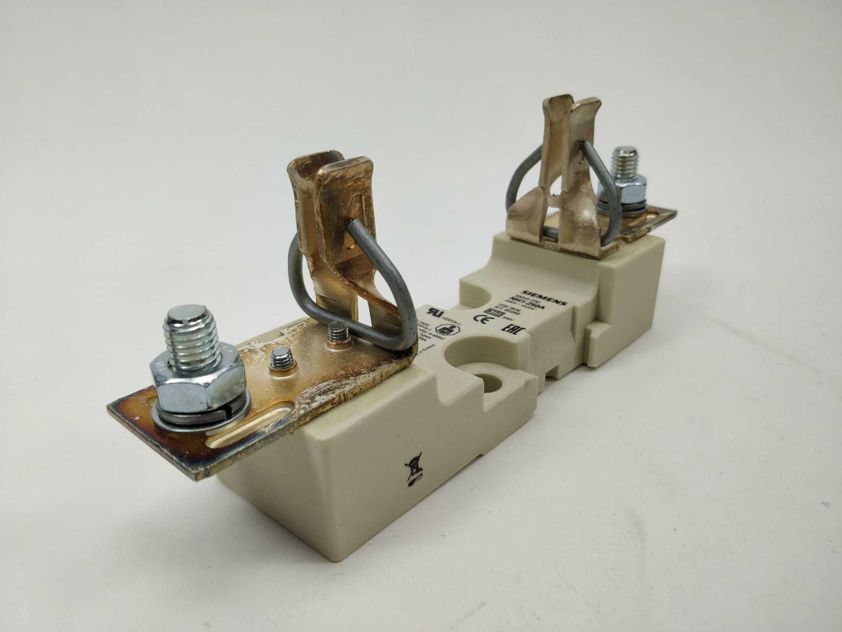 Siemens 3NH3230 LV HRC Fuse Base Sz. 1.