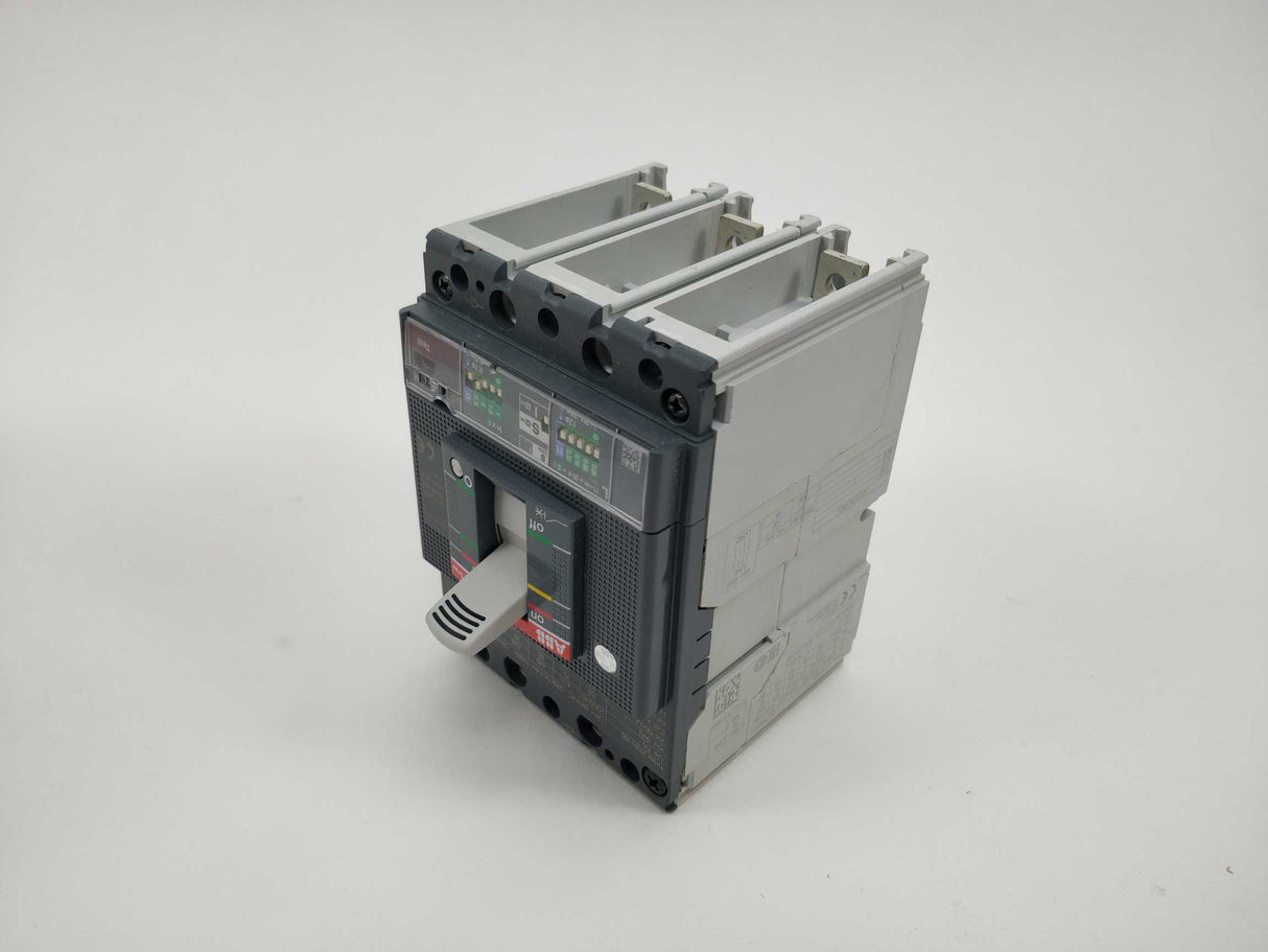 ABB 1SDA067860R1 SACE TMAX XT2 H 160 Circuit Breaker