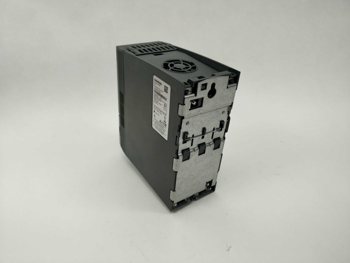 Siemens 6SL3210-1KE11-8UF2 Sinamics G120C PN 0,55kW Frequency Converter