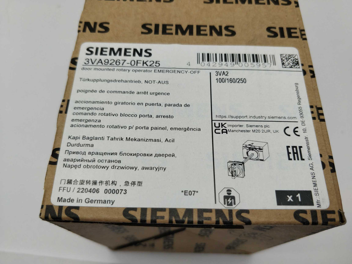 Siemens 3VA92670FK25 Door mounted rotary operator EMERGENCY-OFF