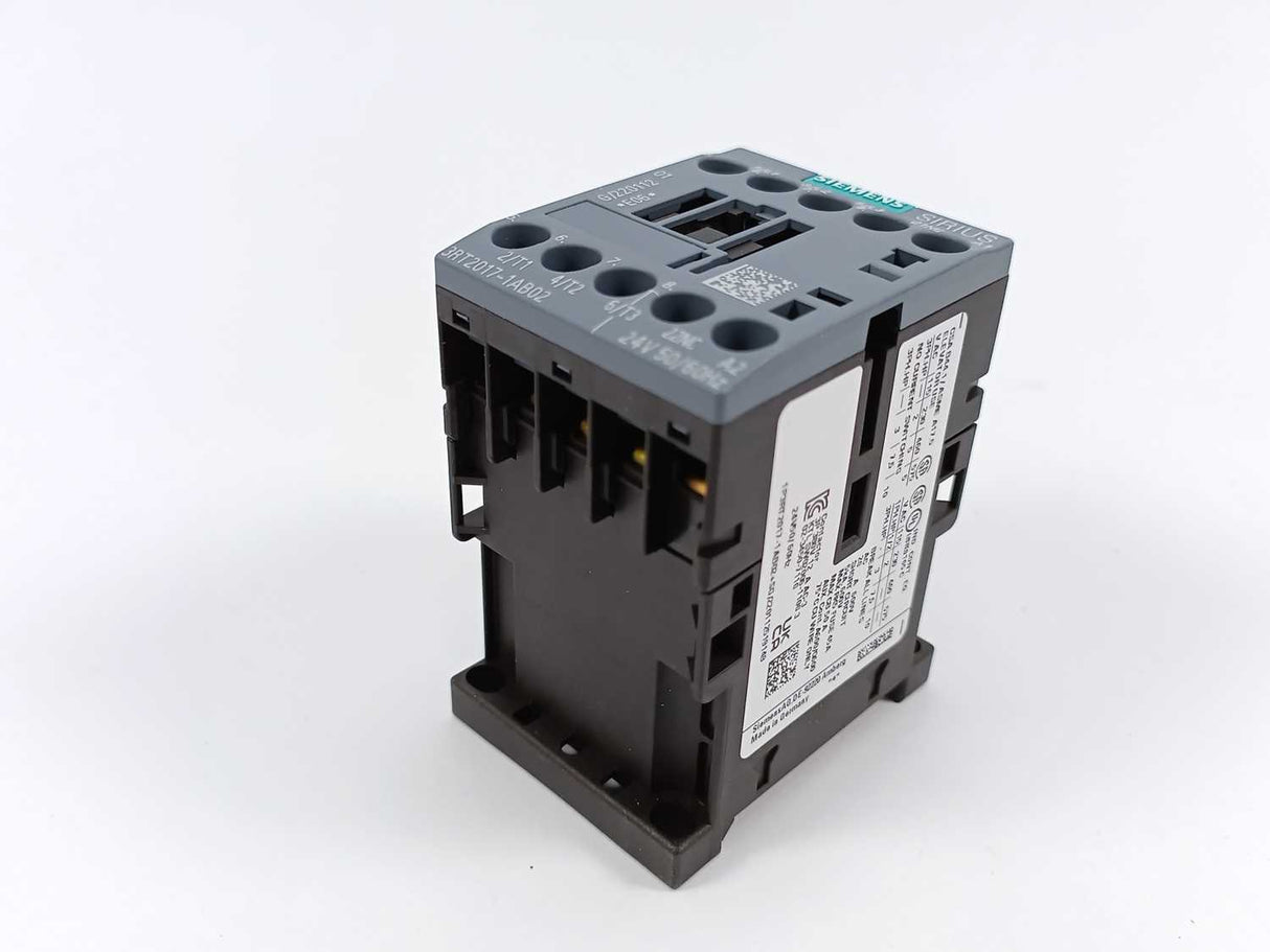 Siemens 3RT2017-1AB02 24V, 50/60Hz