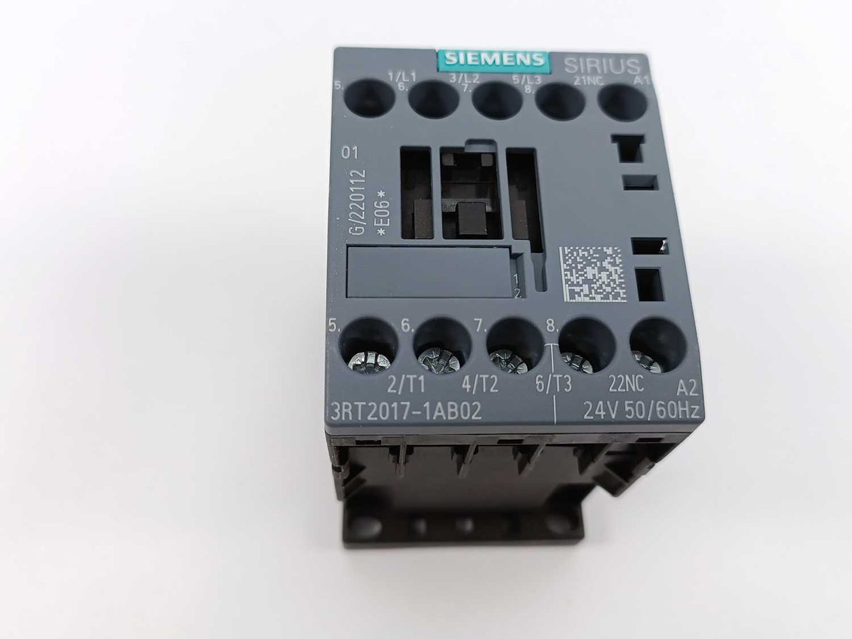 Siemens 3RT2017-1AB02 24V, 50/60Hz