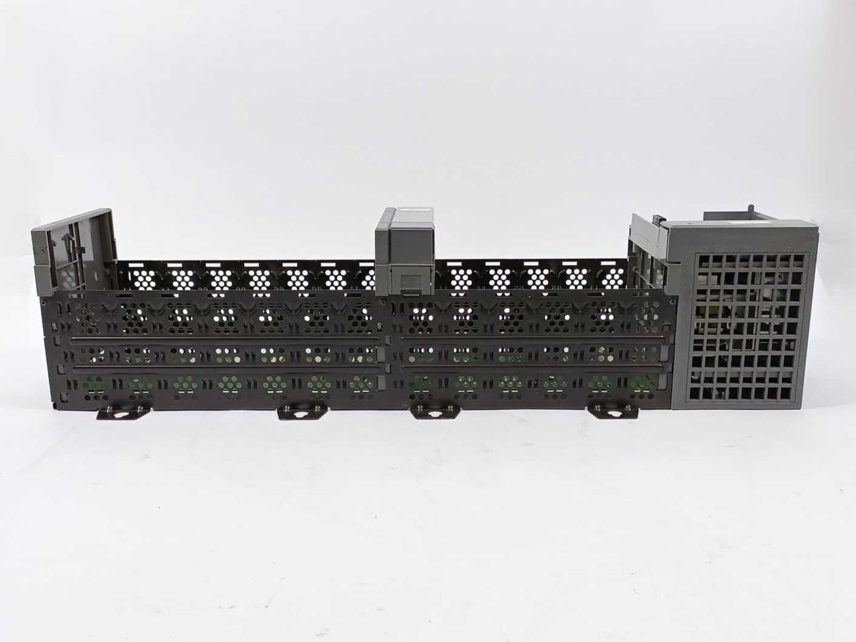 AB 1746-P4 SER A SLC500 Power Supply + 1746-A13 SER B 13-Slot Rack