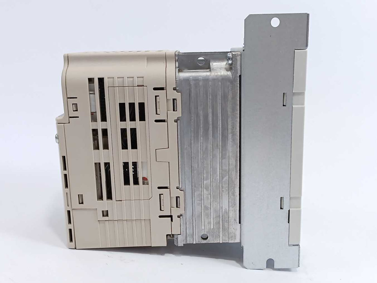 YASKAWA CIMR-JCBA0003BAA J1000 Ultra Compact AC Drive