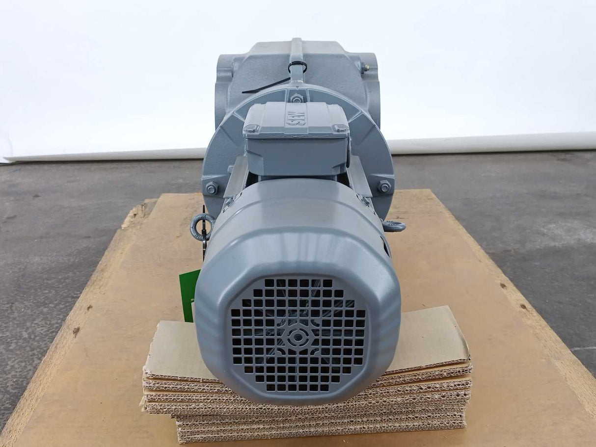 SEW-EURODRIVE  KA97DRN100L4/BE5 3kW Gearmotor. i=176,05