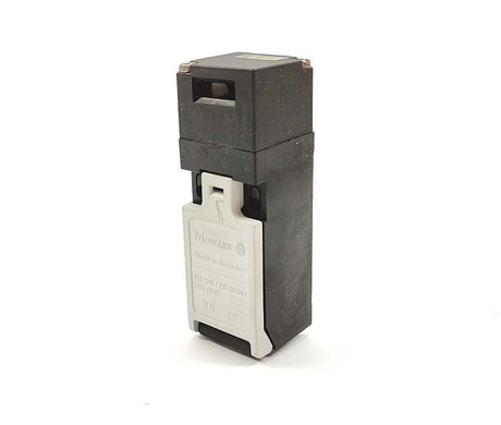 MOELLER AT0-11-1-ZB Safety Interlock Switch x2